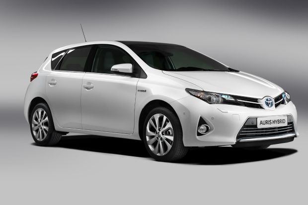 Новая Toyota Auris – секрет новой внешности